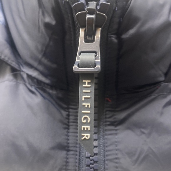Men Tommy Hilfiger puffer jacket - Picture 5 of 11